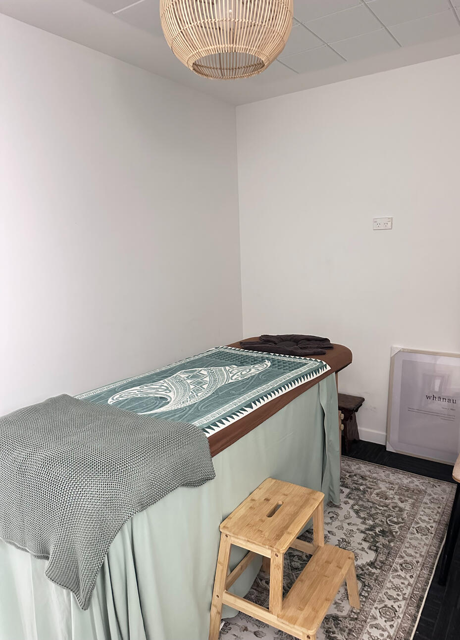 Mirimiri Monday healing session at Te Whare Hihiri, Oriental Parade Wellington